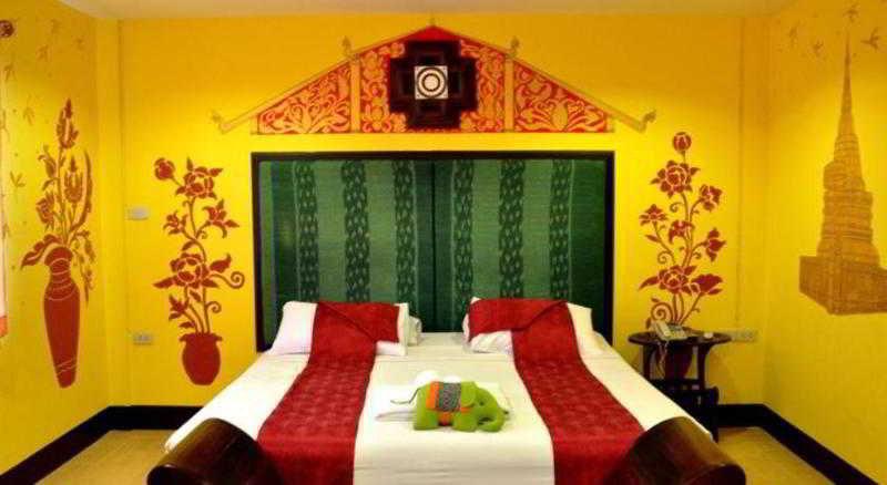 Hotel Parasol Old 3*
