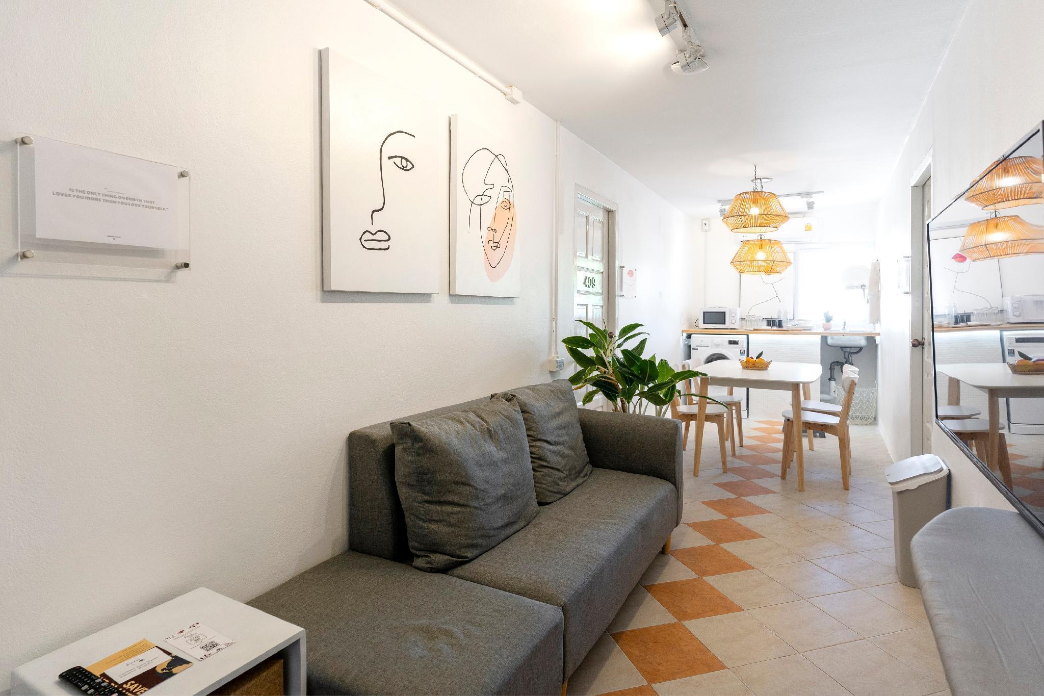 Hotel Parasol Old 3*